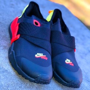 huaraches black size 6